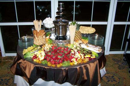 Fruit with Chocolate Foutain 